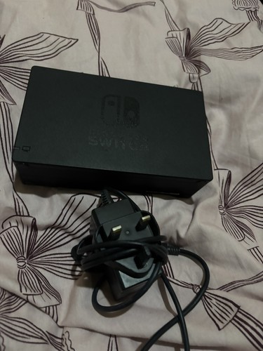 Official nintendo switch - official,