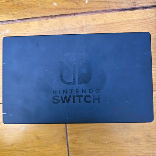 Nintendo switch charging - switch, dock