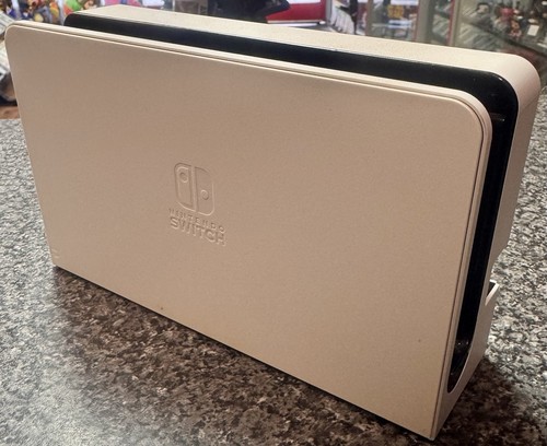 Official nintendo switch oled - nintendo,